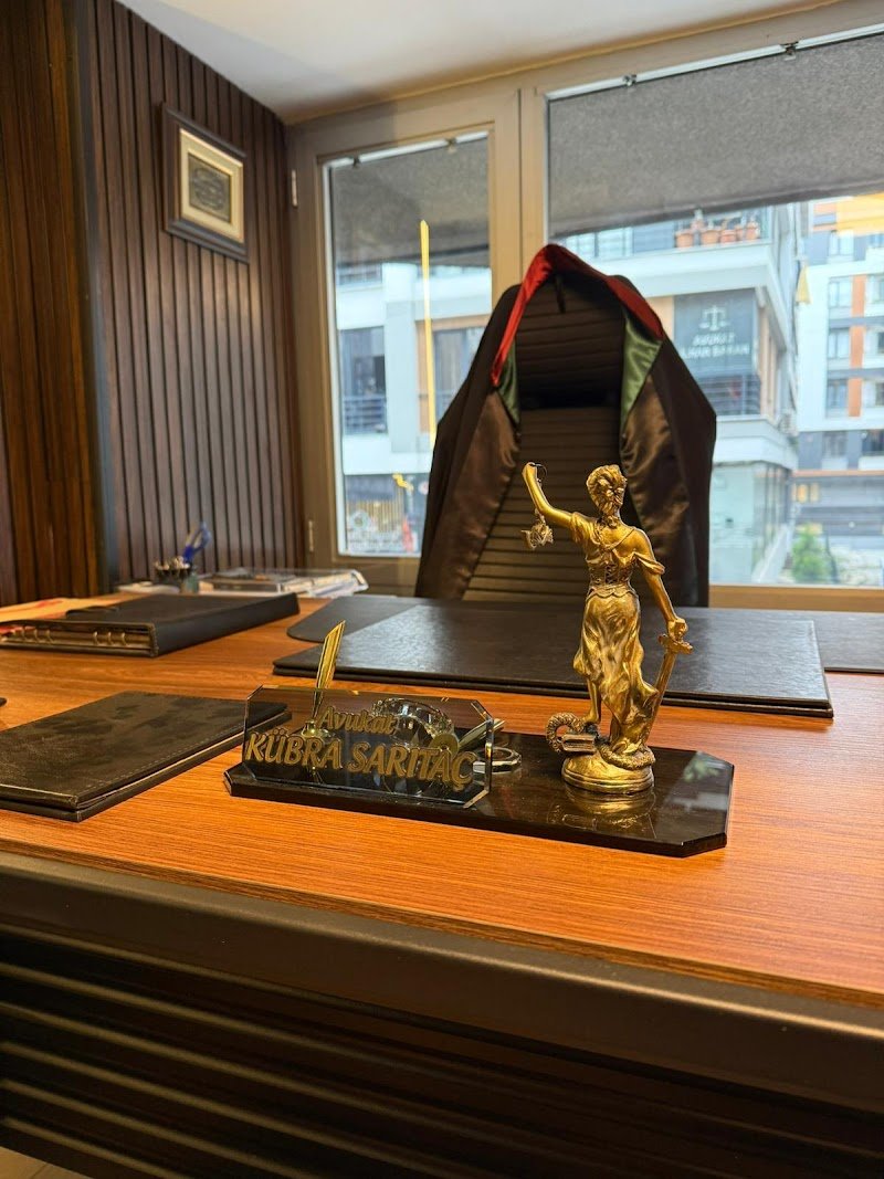 Avukat Kübra Yılmaz | Avcılar Boşanma , Ceza , Gayrimenkul , Miras Avukatı