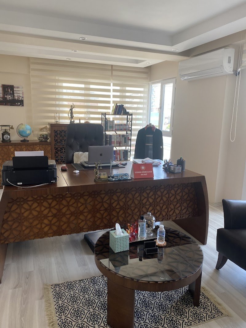 Avukat & Arabulucu Büşra Kara Alptekin Hukuk&Danışmanlık