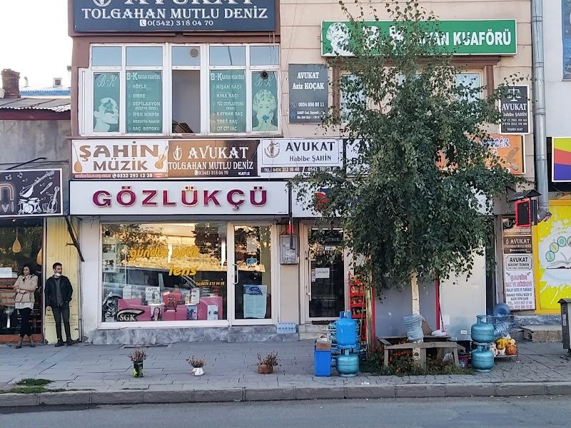 Avukat Habibe Şahin