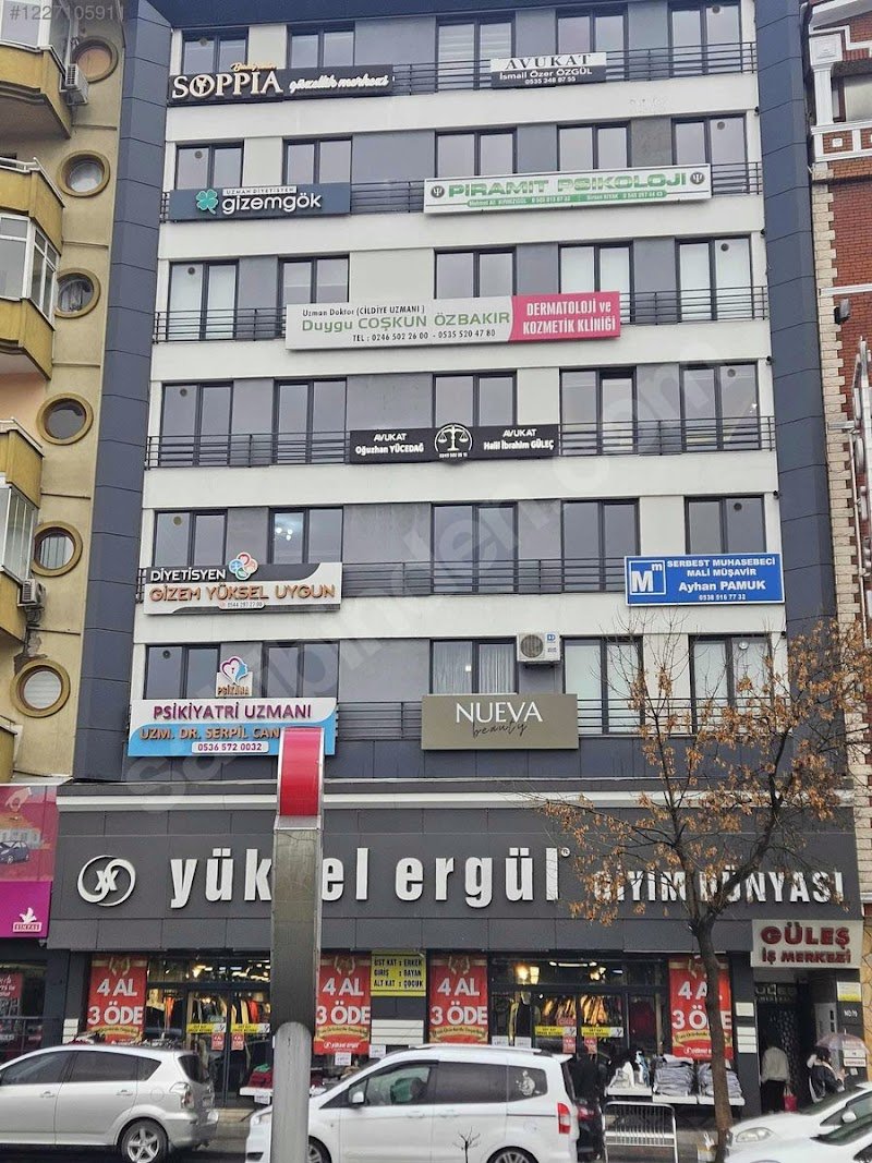 Av. Ahmet Rüştü Akyüz