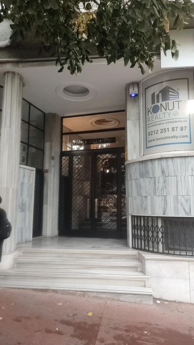 Legal İstanbul Hukuk Bürosu - Uzer Hukuk