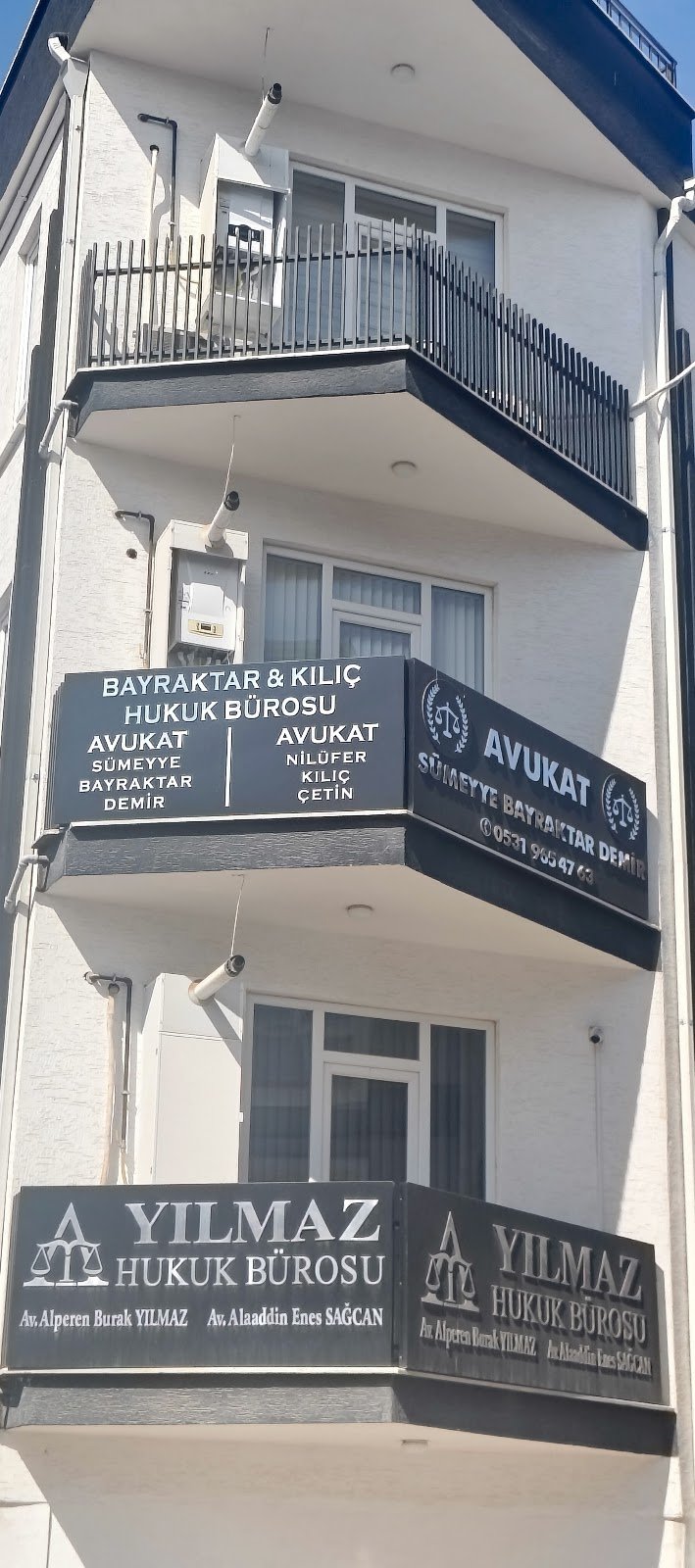 Avukat Sümeyye Bayraktar Demir