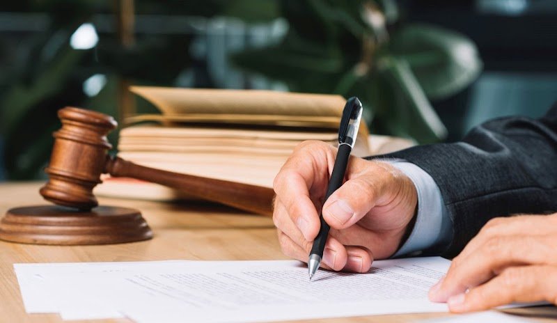 Çorlu Avukat Ekrem Çakmak - Boşanma avukatı - Ceza avukatı