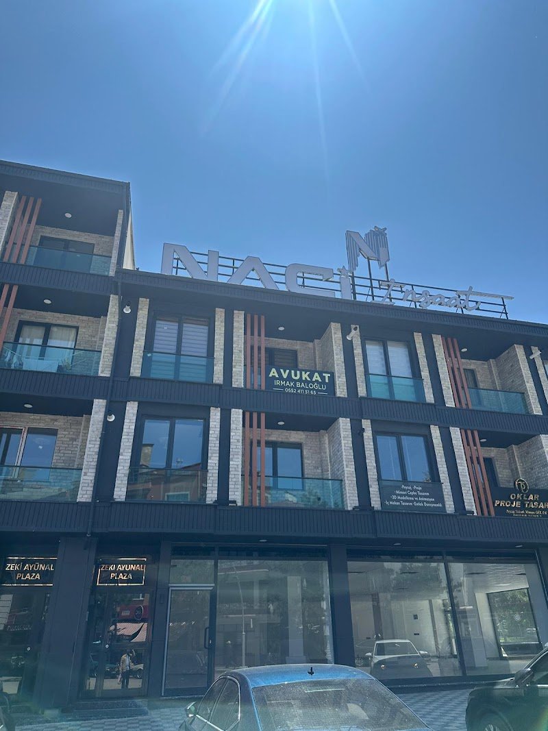 Avukat Irmak Baloğlu