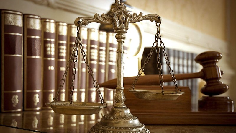 Avukat Emrullah Kavak