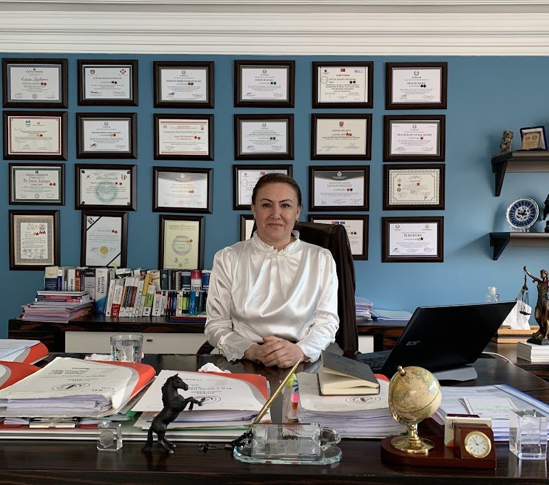 Av. Gülten ŞAHİN - Güven Hukuk Bürosu