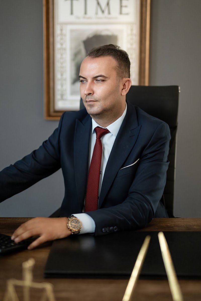 Av. Özgür Öztürk - Law Office