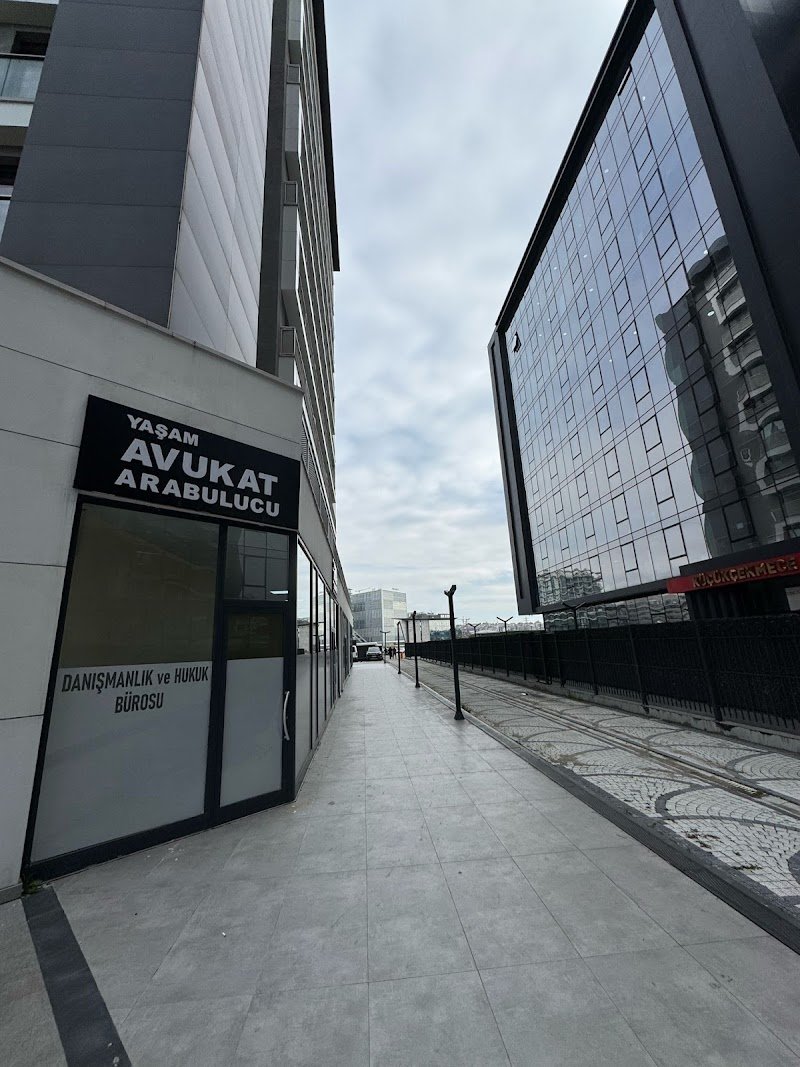 Küçükçekmece Boşanma Avukatı-Yaşam Avukat Arabuluculuk-Küçükçekmece Kentsel Dönüşüm Avukatı-Ceza Avukatı-Kira Avukatı