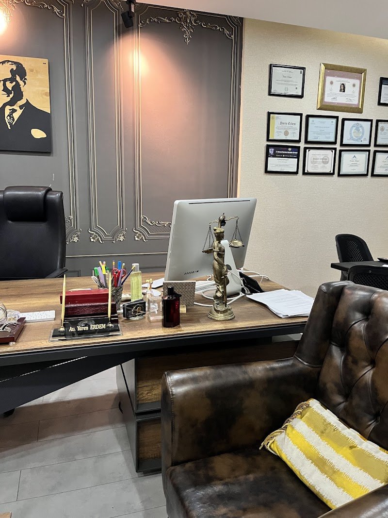 Avukat Yaren Erdem | RDM Hukuk