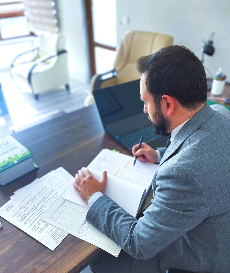 Av. Yunus Soysal | Ankara Miras Avukatı | Ankara Gayrimenkul Avukatı | İş Hukuku Avukatı Ankara