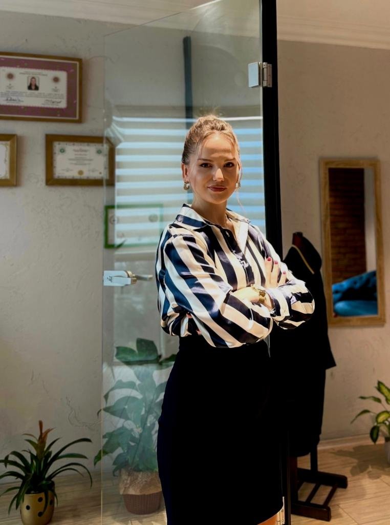 Av. SEDANUR TURAL- Kocaeli Avukat