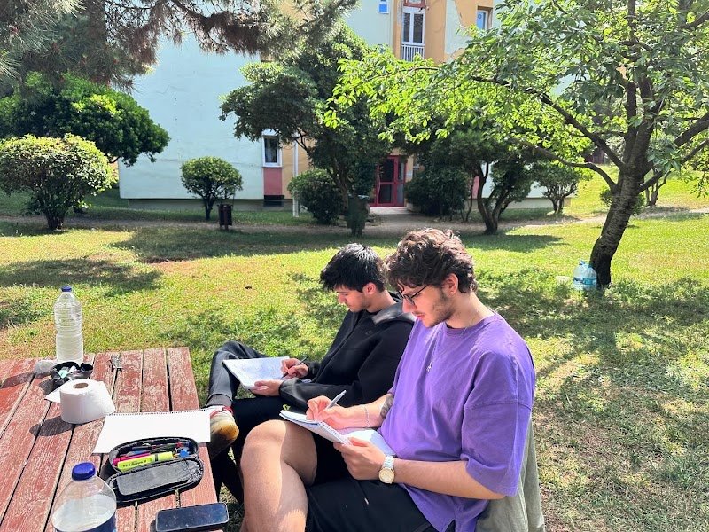 ARABULUCU AVUKAT SEMRA BİLİNMEZ