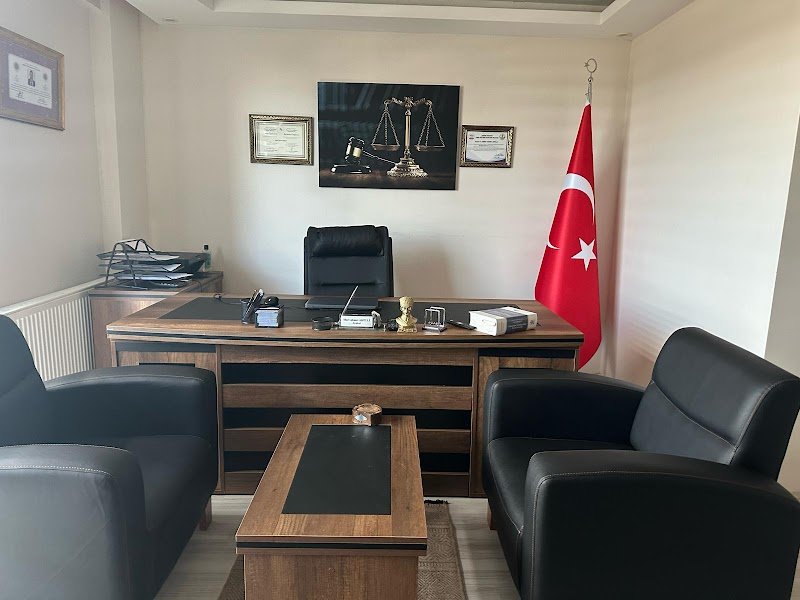 Avukat Mert Ahmet AKELLİ