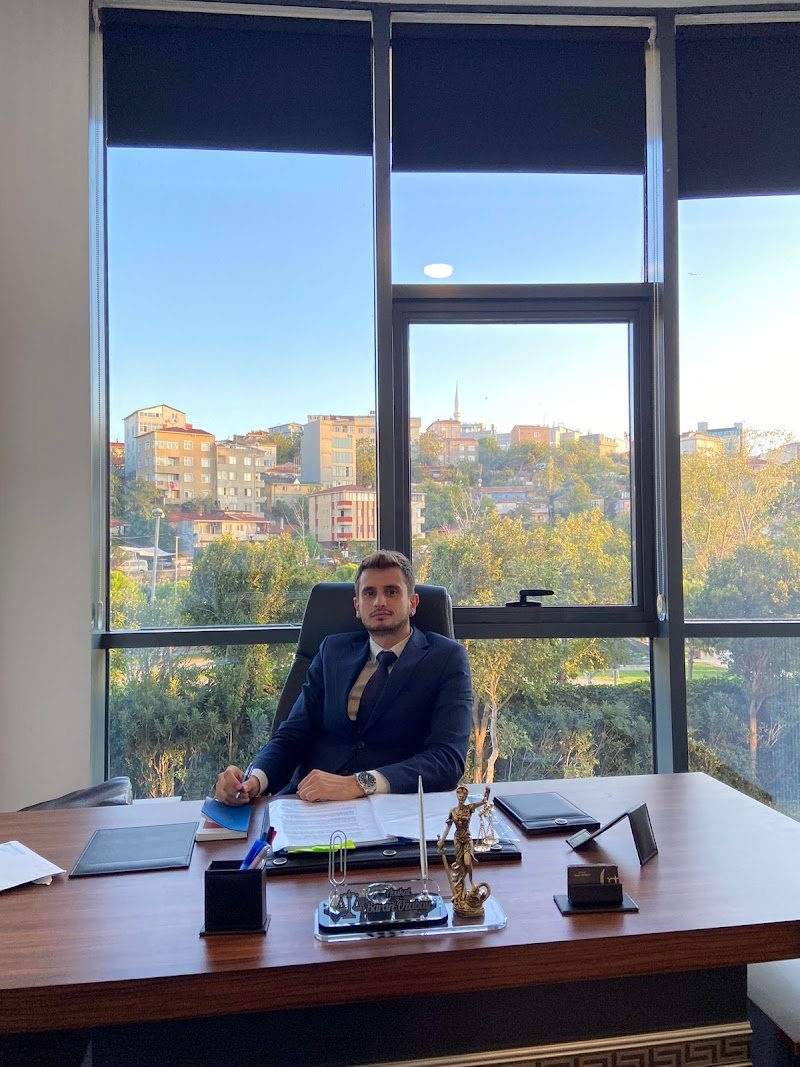 Avukat Baran Özabay