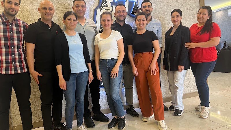 Mersin Avukat İzzet Aslan