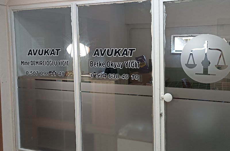 Avukat Berke Okyay Yiğit | Avukat Mine Demircioğlu - Zonguldak Avukat- Hukuk ve Danışmanlık- Boşanma avukatı - Ceza Avukatı