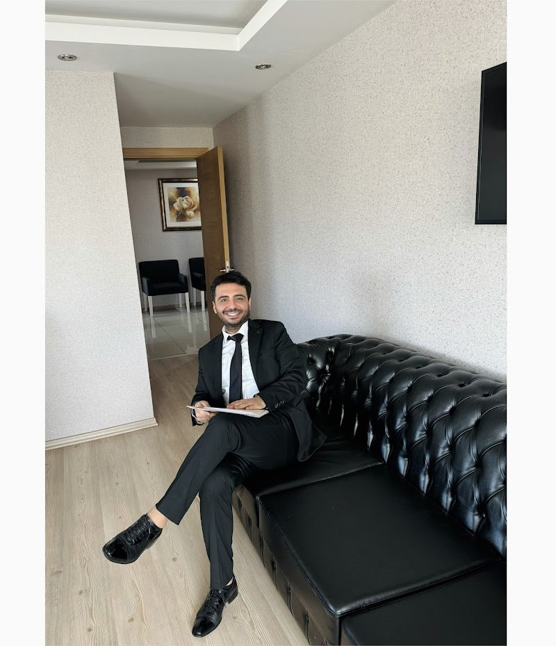 Av. Arb. Rıza Can Geçer | Adana Boşanma Avukatı - Tapu & Gayrimenkul Kira Hukuku Avukatı - Miras Hukuku - İş Hukuku Avukatı