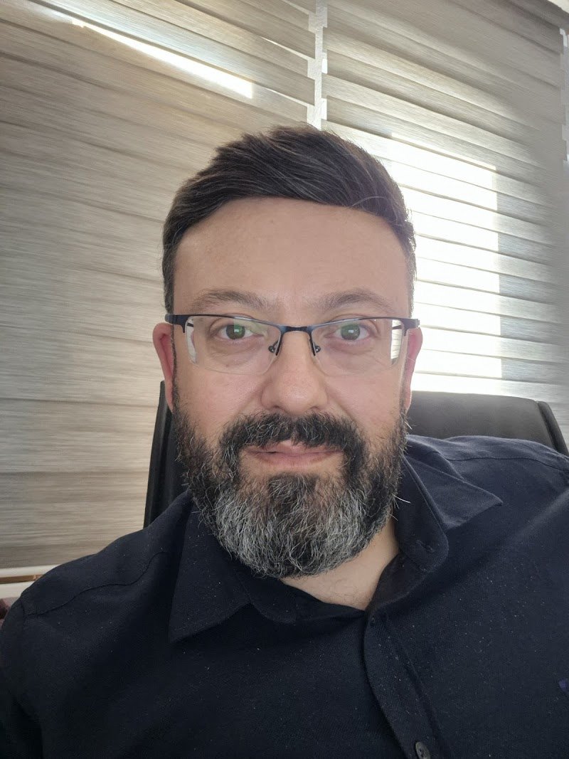 Av. Ahmet Hikmet Kurtulmuş