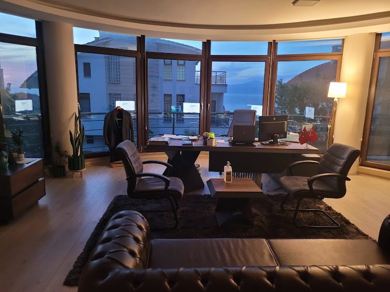 Avukat Nurettin Canata