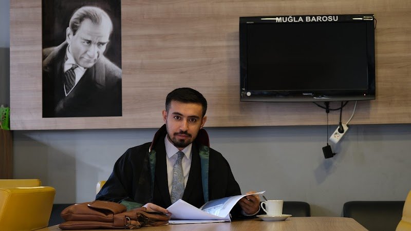 Avukat Muammer SEVER