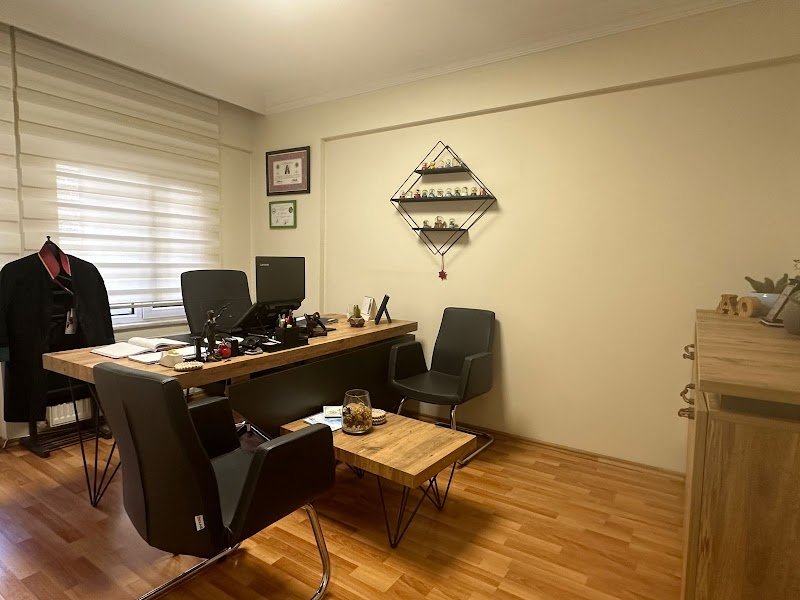 İzmit Avukat - Kocaeli Avukat & Eksen Hukuk Bürosu