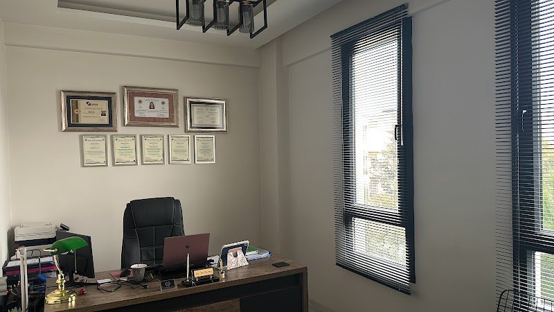 Avukat İrem KIZMAZ | Uzman Arabulucu | TOBB Akredite Arabulucu - MANİSA AVUKAT