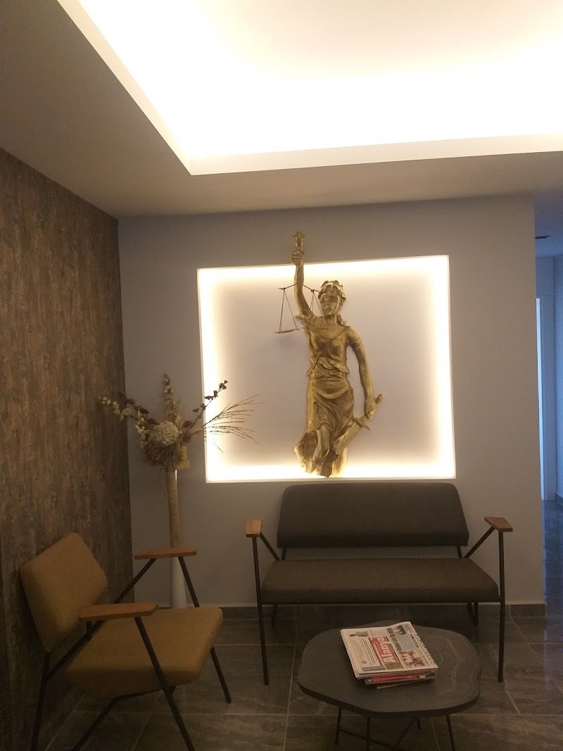 Avukat Haydar Uyar - UYAR HUKUK BÜROSU