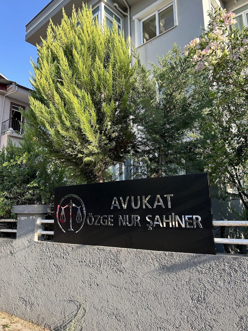 Avukat Özge Nur Şahiner
