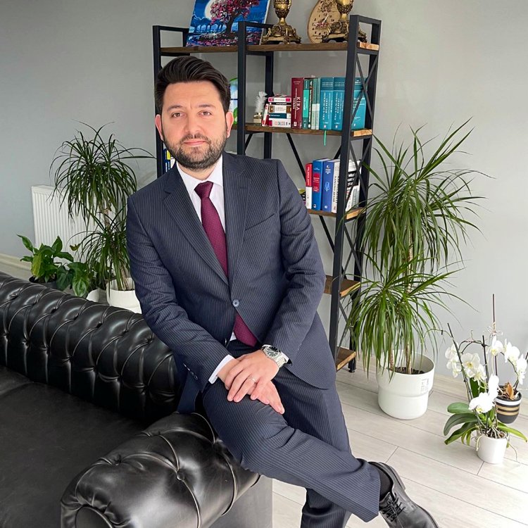 Boşanma Avukatı Aytaç KINDIR - İşçi Avukatı