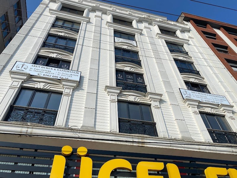 Avukat Fahri ÖZTÜRK