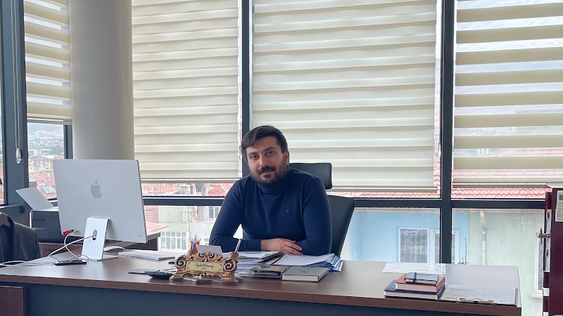 Avukat Aykut DİNÇSOY Avukat Afra DİNÇSOY