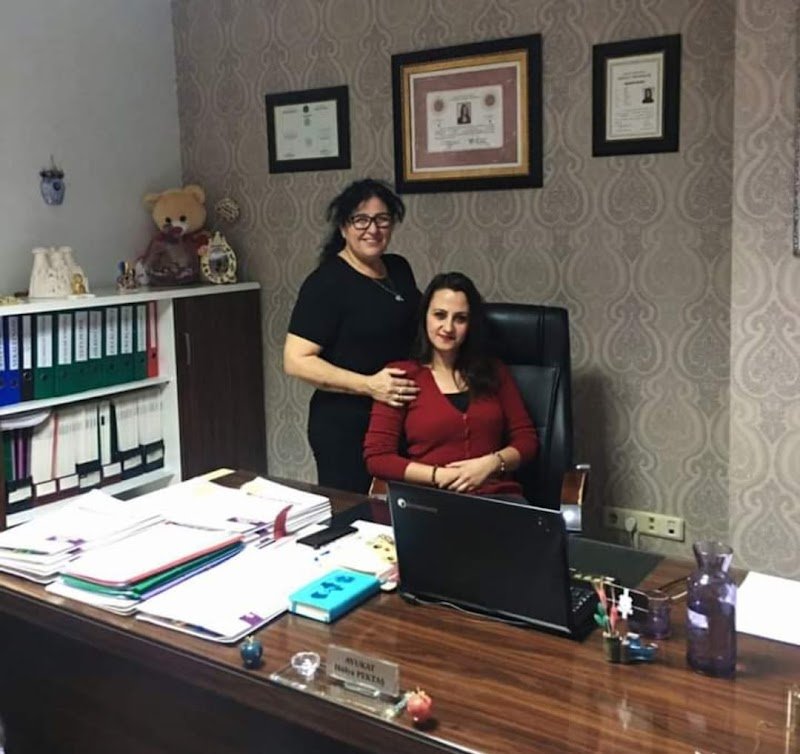 Avukat Hülya Pektaş