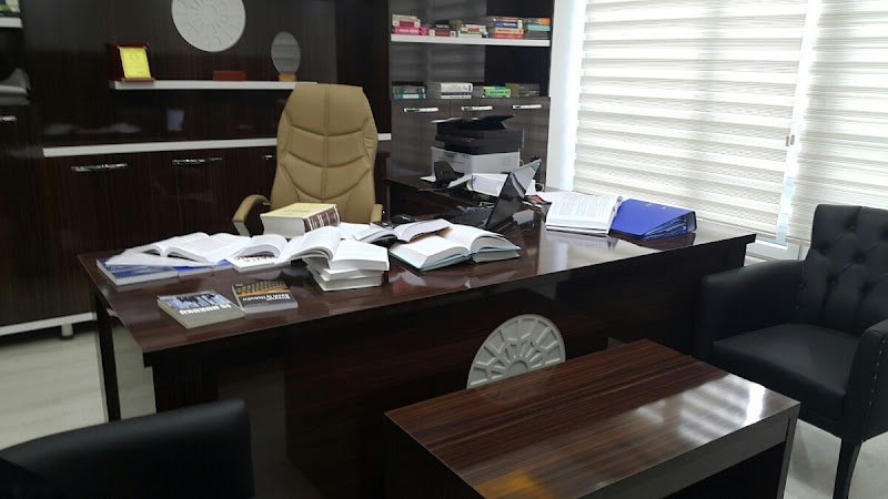 Av Mehmet Mustafa Özünver