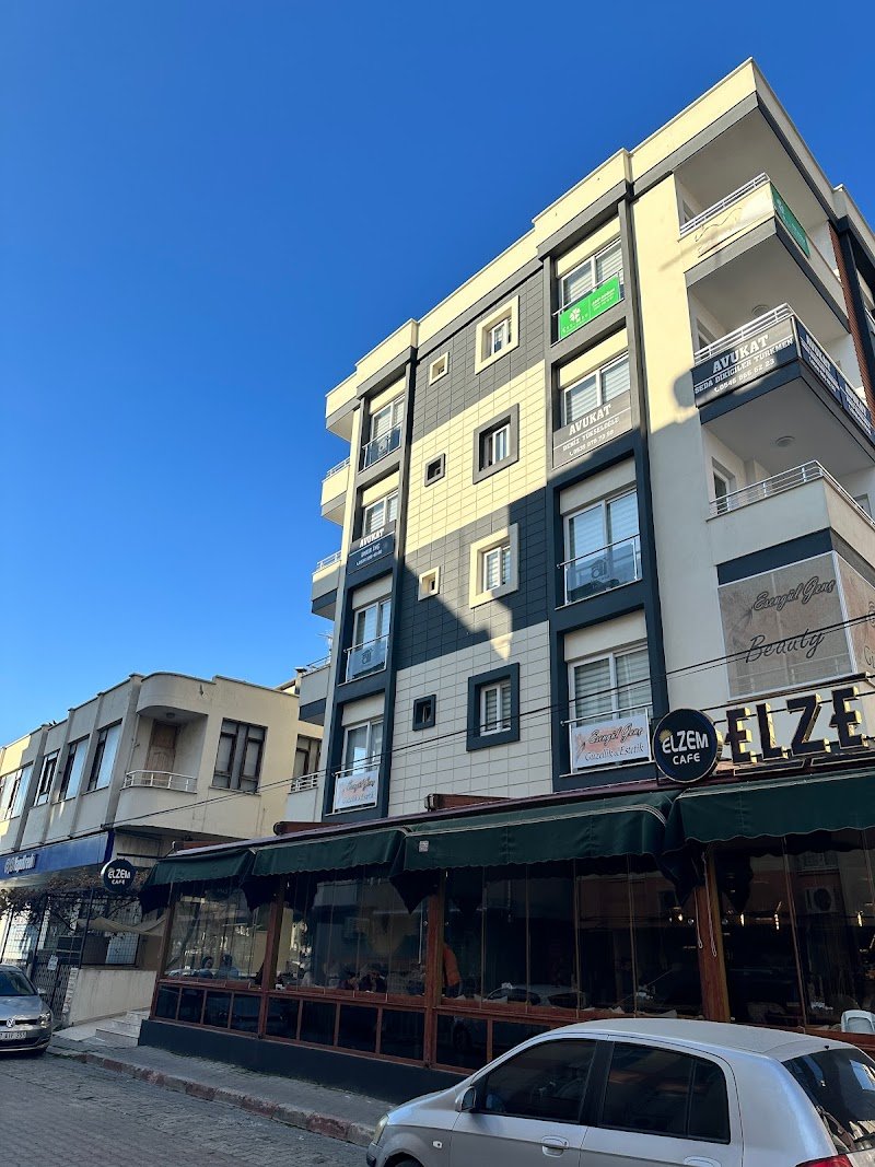 Avukat Deniz YÜKSELOĞLU BEYAZİLER