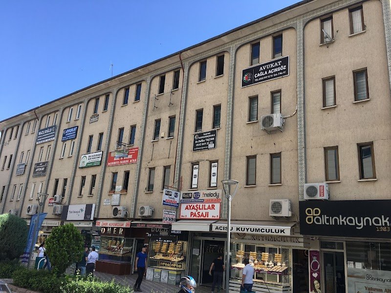 Avukat Çağla AÇIKGÖZ