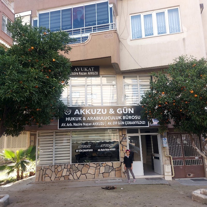 Avukat Nazire Nazan Akkuzu