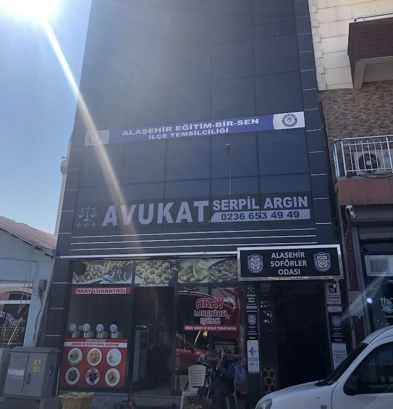 Avukat Serpil Argın