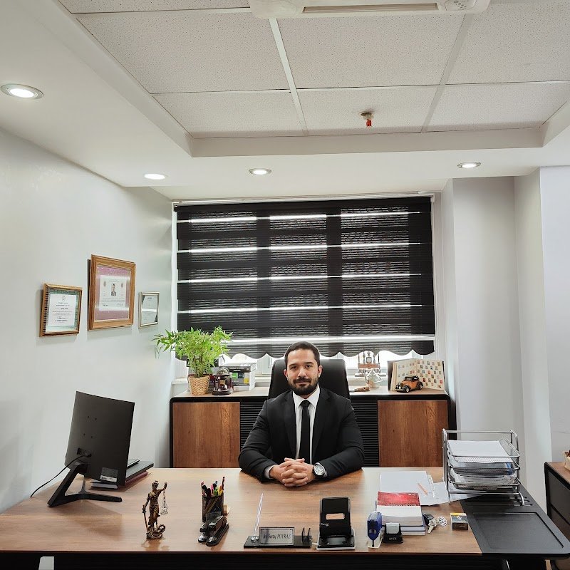 Esenyurt Avukat Sertaç Poyraz | Esenyurt Boşanma,Ceza,Tahliye,Miras,Tapu,Gayrimenkul Avukatı
