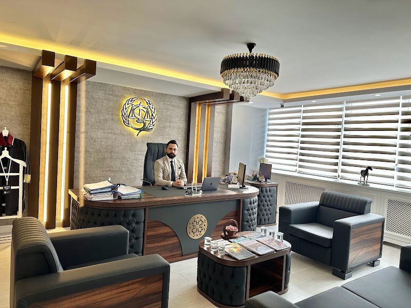 AVUKAT SAMET ÇAYLAN & AVUKAT ESRA ÇAYLAN HUKUK BÜROSU