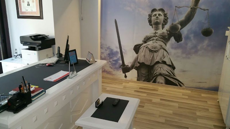 Avukat DİDEM ALTINEL