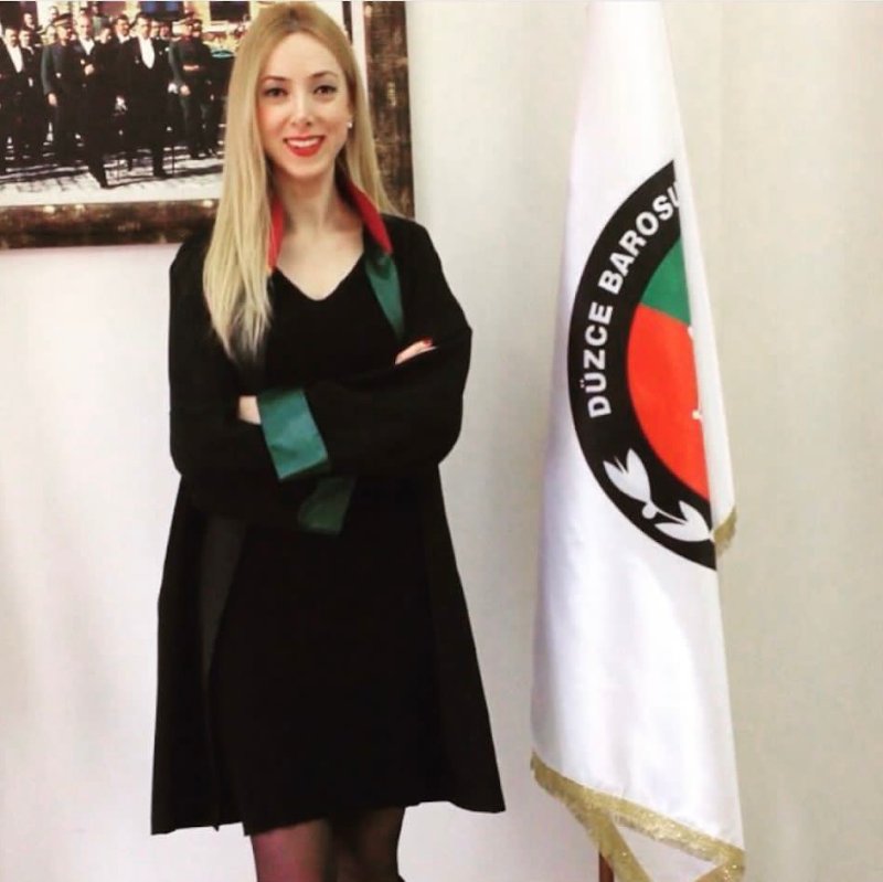 Avukat Arabulucu Gözde Eker Şatıroğlu