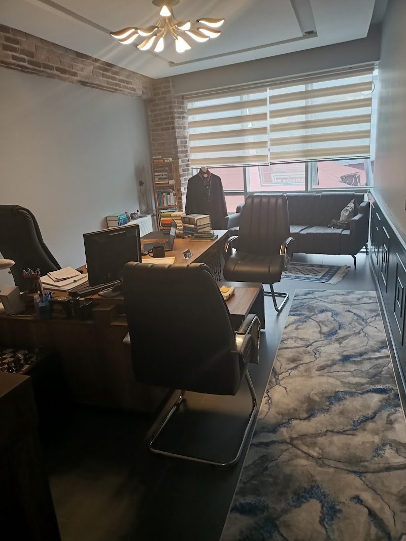 Avukat Yılmaz Cıvak