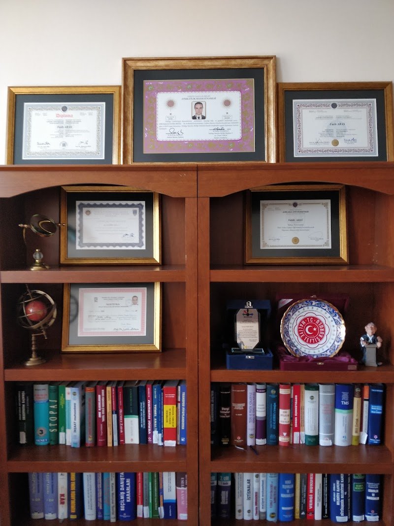 Avukat Dr. Fatih ARAS