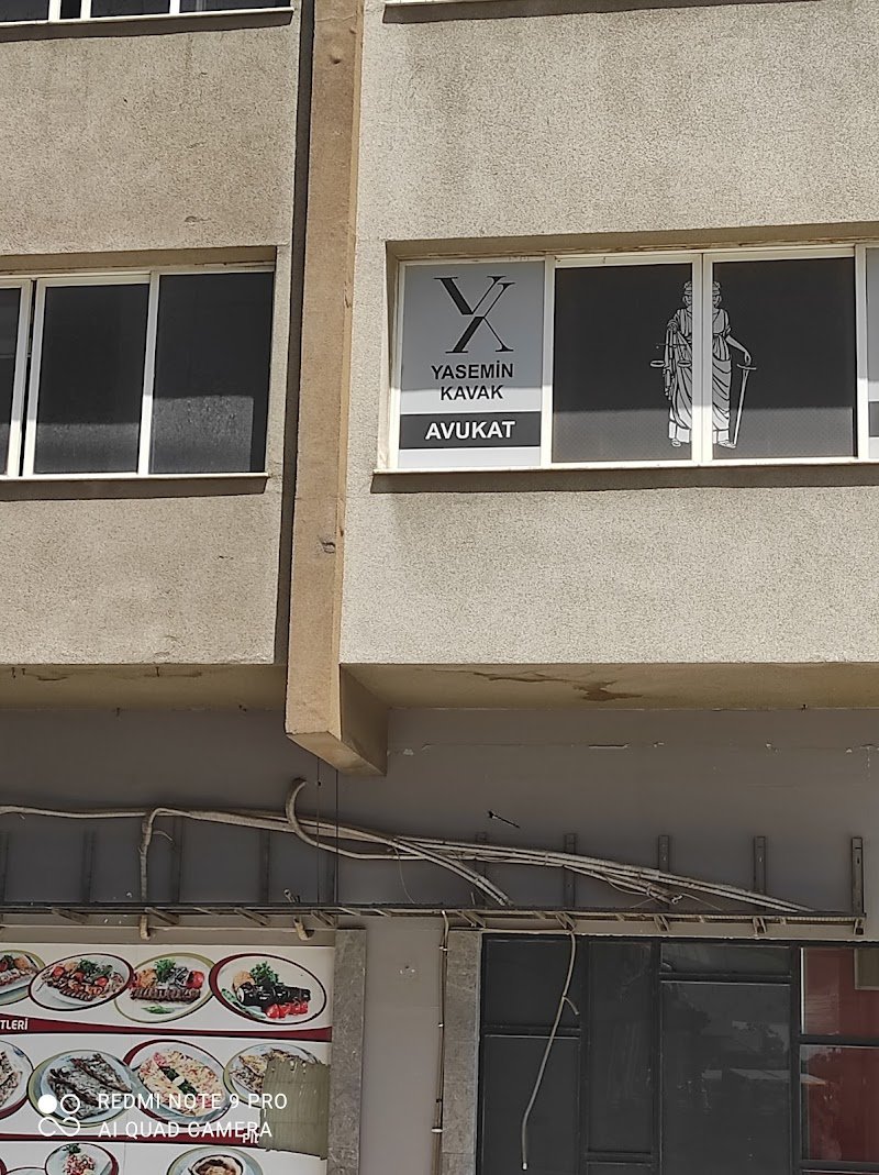 İzmir Avukat Yasemin Kavak - Ceza Hukuku Avukatı - Arabulucu