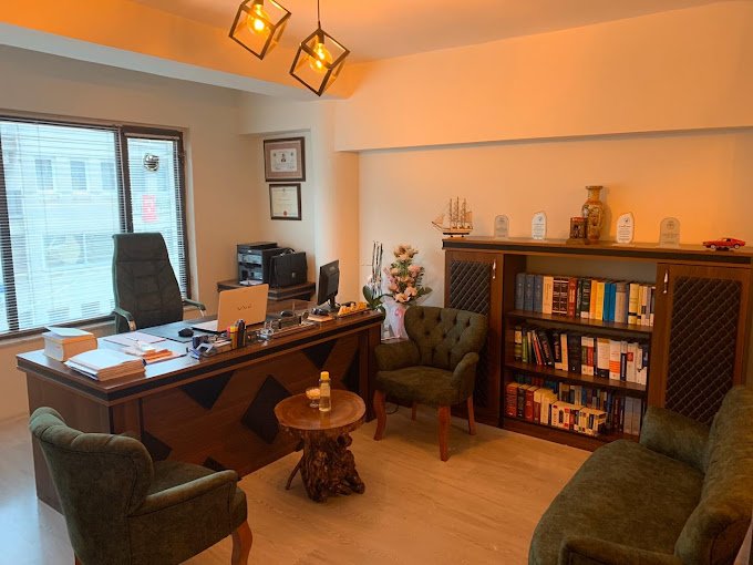 Avukat Eda DEMİRKAYA HUKUK BÜROSU-MANİSA AVUKAT/ Manisa avukat (Manisa Boşanma Avukatı)