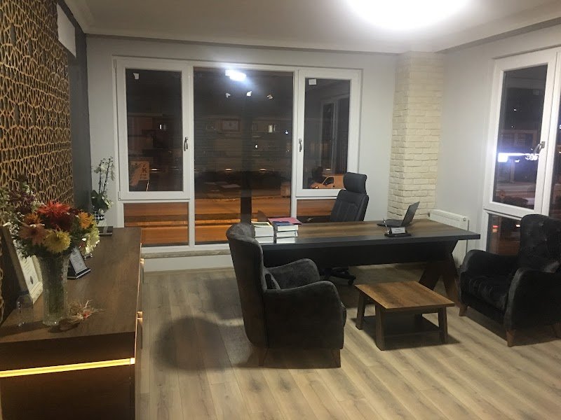 Barış Hukuk & Danışmanlık- Serdivan Miras Avukatı-Serdivan Gayrimenkul Avukatı-Serdivan Kira Avukatı-Boşanma Avukatı