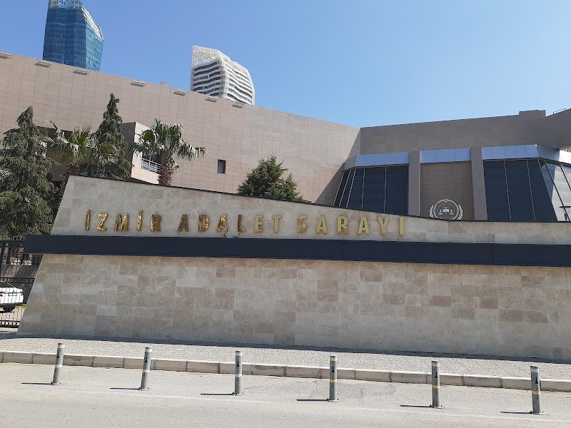 Akkuş Avukatlık ve Hukuk Bürosu | Bayraklı Ceza Avukatı | Bayraklı Boşanma Avukatı | Bayraklı İdari Yargı Avukatı