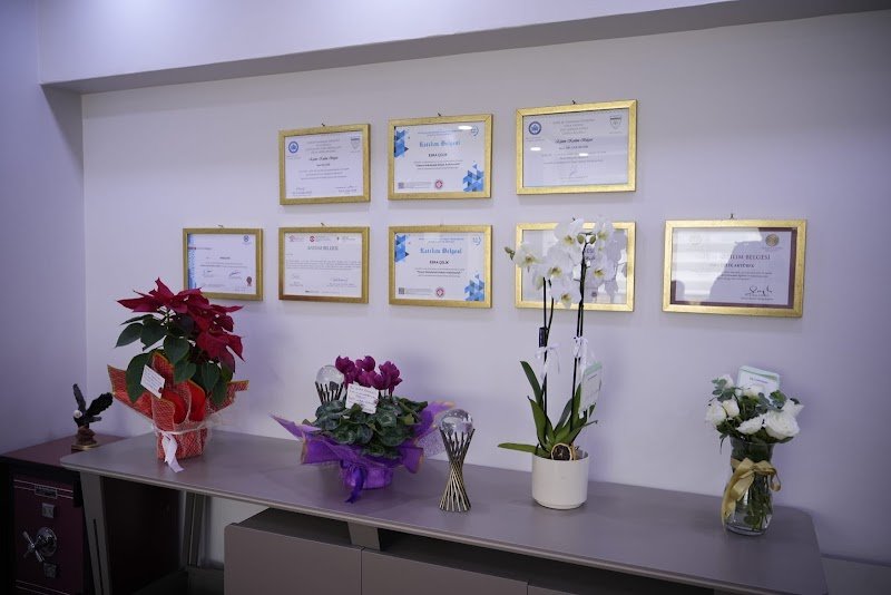 Eskişehir E&N Avukatlık Arabuluculuk Danışmanlık - Av. Arb. Esra ÇELİK AKYÜREK - Av. Arb. Nilüfer ÇAYLIKOCA UĞUR