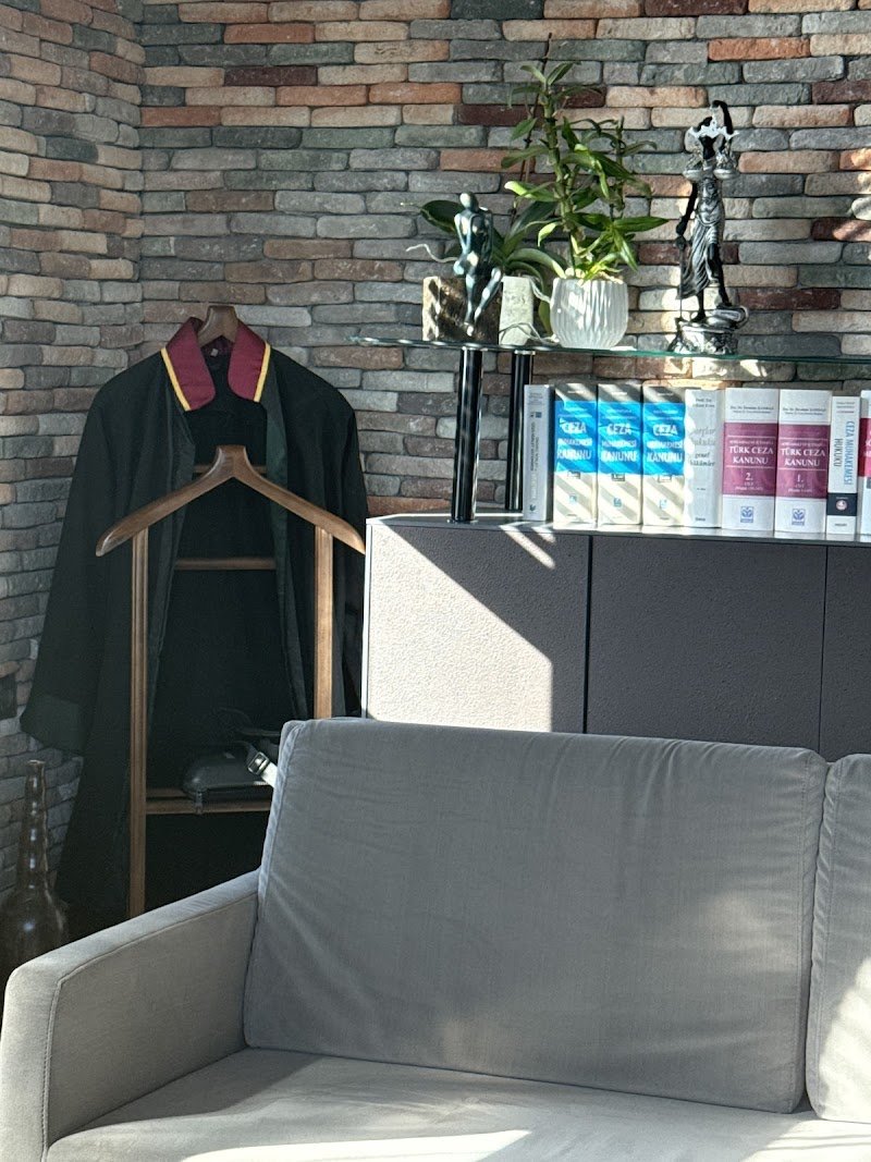 Akerler Hukuk Bürosu - Kartal Ceza Avukatı - Kartal Gayrimenkul Avukatı - Kartal Kira Avukatı - Kartal Miras Avukatı