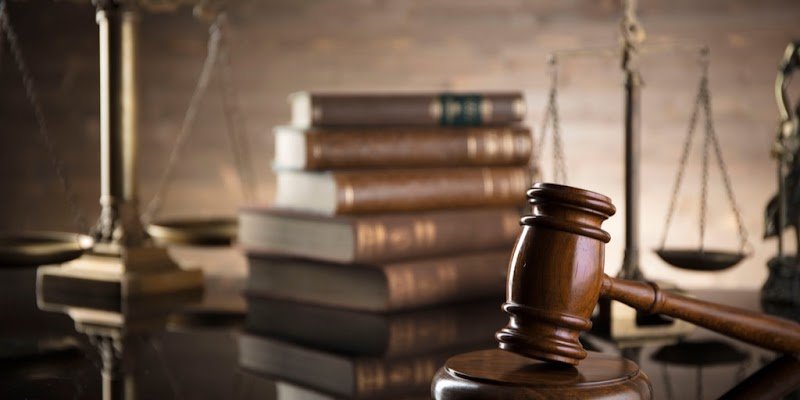 Cüneyt Bayraktar Avukatlık Bürosu - Avukat Cüneyt Bayraktar